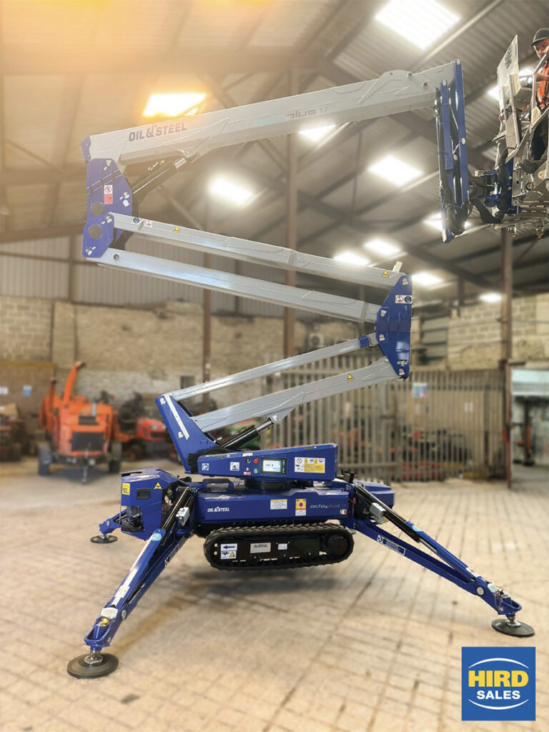 Oil-Steel-Octoplus-17-tracked-access-platform
