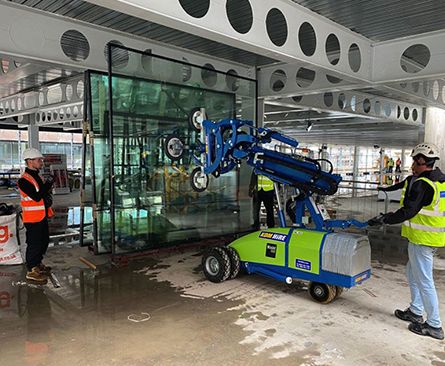 Glass-Handling-rental-improving-productivity-on-site