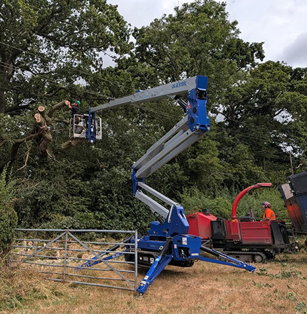 The Oil&Steel Octoplus 21 spider cherry picker has an industry-leading working envelope